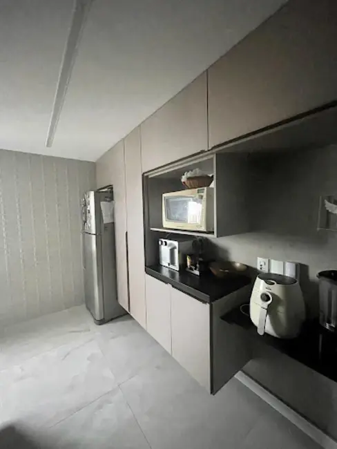 Apartamento com 3 quartos à venda, 153m2 em Ponta Verde, Maceio - AL - imagem 4 Foto 4 de Apartamento com 3 quartos à venda, 153m2 em Ponta Verde, Maceio - AL