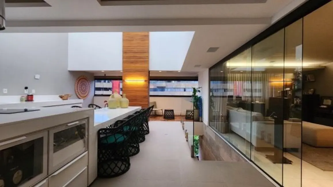Foto 1 de Cobertura com 3 quartos à venda, 300m2 em Ponta Verde, Maceio - AL