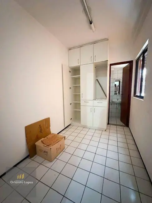 Apartamento com 3 quartos à venda, 121m2 em Ponta Verde, Maceio - AL - imagem 3 Foto 3 de Apartamento com 3 quartos à venda, 121m2 em Ponta Verde, Maceio - AL