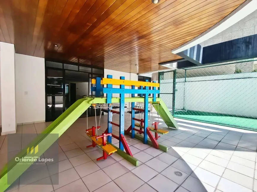 Apartamento com 3 quartos à venda, 129m2 em Ponta Verde, Maceio - AL - imagem 5 Foto 5 de Apartamento com 3 quartos à venda, 129m2 em Ponta Verde, Maceio - AL