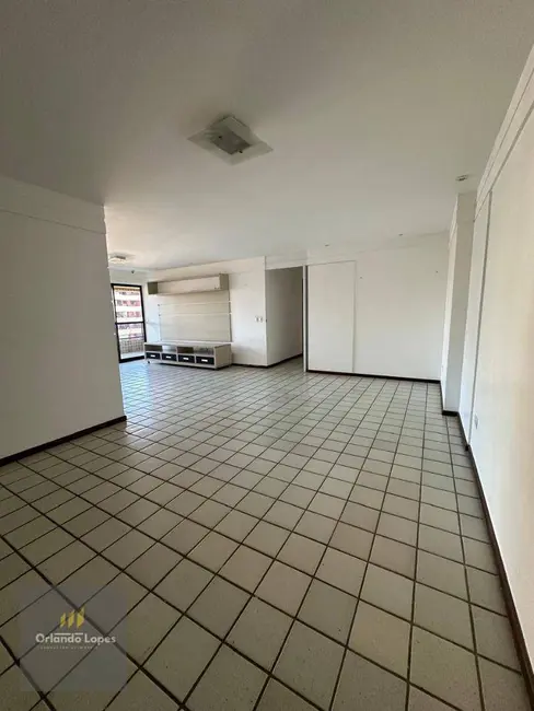 Apartamento com 4 quartos à venda, 153m2 em Ponta Verde, Maceio - AL - imagem 3 Foto 3 de Apartamento com 4 quartos à venda, 153m2 em Ponta Verde, Maceio - AL