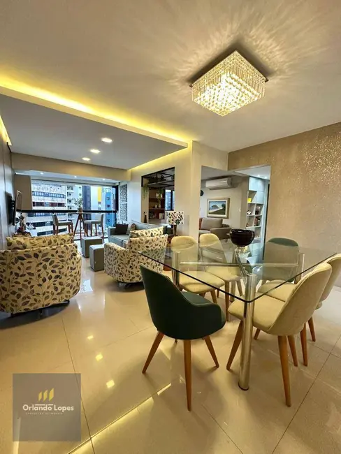 Apartamento com 3 quartos à venda, 114m2 em Ponta Verde, Maceio - AL - imagem 3 Foto 3 de Apartamento com 3 quartos à venda, 114m2 em Ponta Verde, Maceio - AL