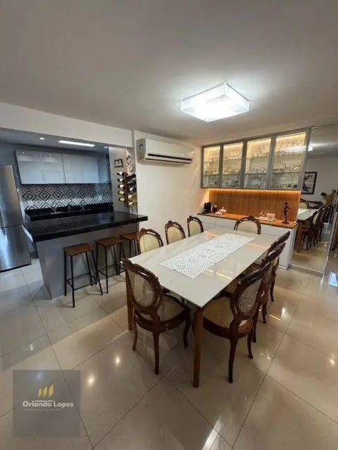 Apartamento com 3 quartos à venda, 118m2 em Jatiúca, Maceio - AL - imagem 4 Foto 4 de Apartamento com 3 quartos à venda, 118m2 em Jatiúca, Maceio - AL