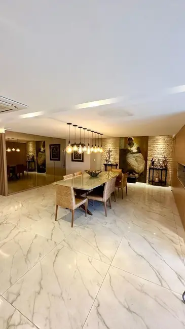 Foto 1 de Cobertura com 3 quartos à venda, 346m2 em Ponta Verde, Maceio - AL