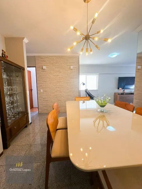 Apartamento com 3 quartos à venda, 120m2 em Ponta Verde, Maceio - AL - imagem 4 Foto 4 de Apartamento com 3 quartos à venda, 120m2 em Ponta Verde, Maceio - AL