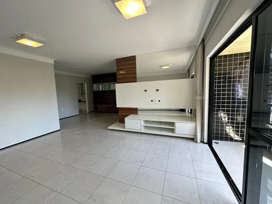 Apartamento com 3 quartos à venda, 135m2 em Ponta Verde, Maceio - AL - imagem 9 Foto 9 de Apartamento com 3 quartos à venda, 135m2 em Ponta Verde, Maceio - AL