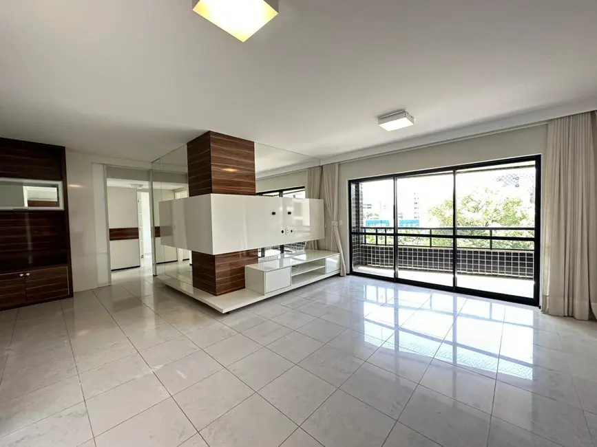 Apartamento com 3 quartos à venda, 135m2 em Ponta Verde, Maceio - AL - imagem 5 Foto 5 de Apartamento com 3 quartos à venda, 135m2 em Ponta Verde, Maceio - AL