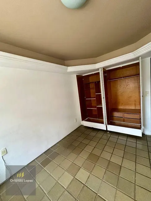 Apartamento com 3 quartos à venda, 167m2 em Ponta Verde, Maceio - AL - imagem 6 Foto 6 de Apartamento com 3 quartos à venda, 167m2 em Ponta Verde, Maceio - AL