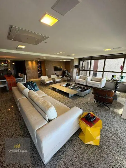 Apartamento com 3 quartos à venda, 236m2 em Ponta Verde, Maceio - AL - imagem 6 Foto 6 de Apartamento com 3 quartos à venda, 236m2 em Ponta Verde, Maceio - AL