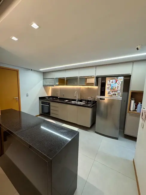Apartamento com 3 quartos à venda, 108m2 em Ponta Verde, Maceio - AL - imagem 4 Foto 4 de Apartamento com 3 quartos à venda, 108m2 em Ponta Verde, Maceio - AL