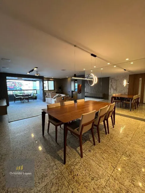 Apartamento com 3 quartos à venda, 140m2 em Ponta Verde, Maceio - AL - imagem 1 Foto 1 de Apartamento com 3 quartos à venda, 140m2 em Ponta Verde, Maceio - AL