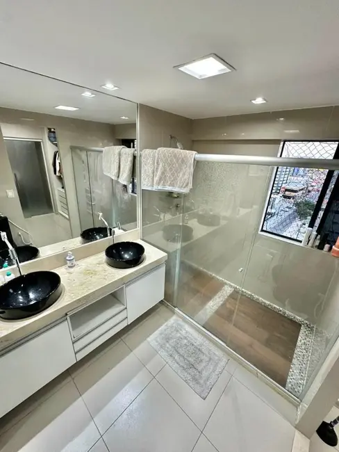 Cobertura com 2 quartos à venda, 141m2 em Ponta Verde, Maceio - AL - imagem 2 Foto 2 de Cobertura com 2 quartos à venda, 141m2 em Ponta Verde, Maceio - AL