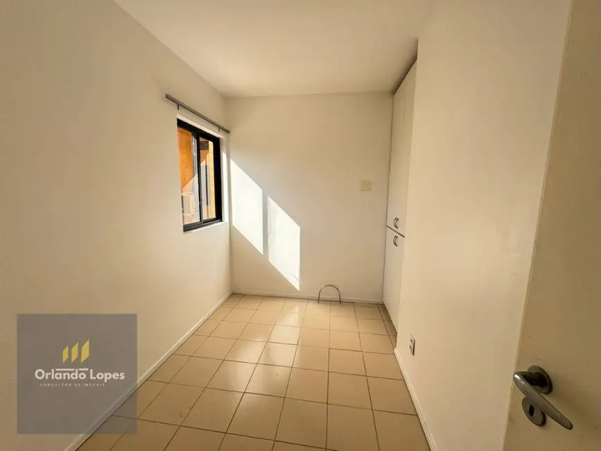 Foto 4 de Apartamento com 3 quartos à venda, 187m2 em Pajuçara, Maceio - AL