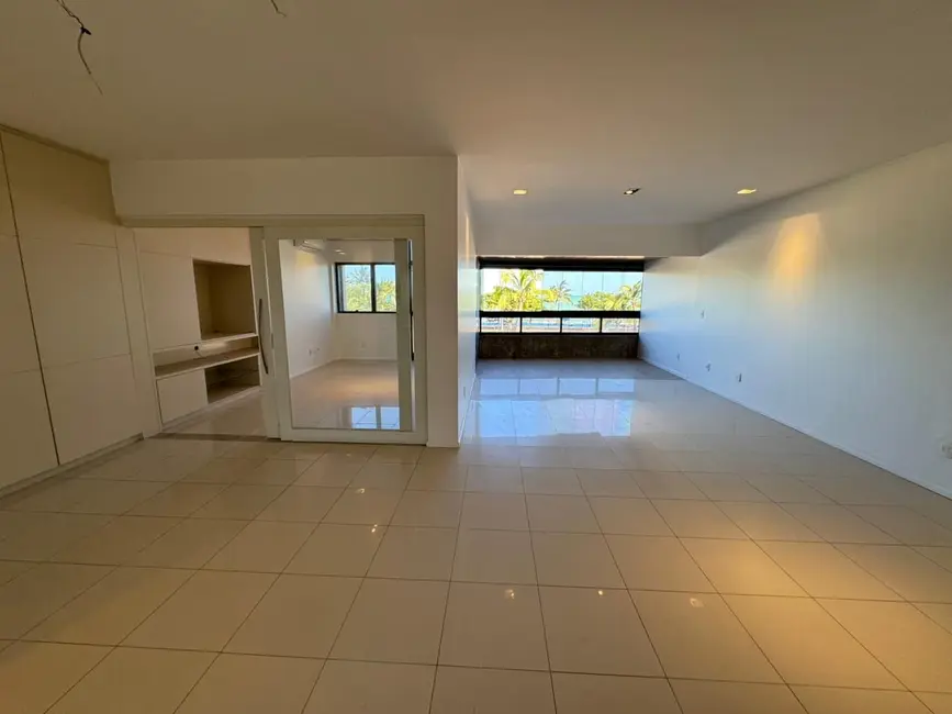 Foto 6 de Apartamento com 3 quartos à venda, 187m2 em Pajuçara, Maceio - AL