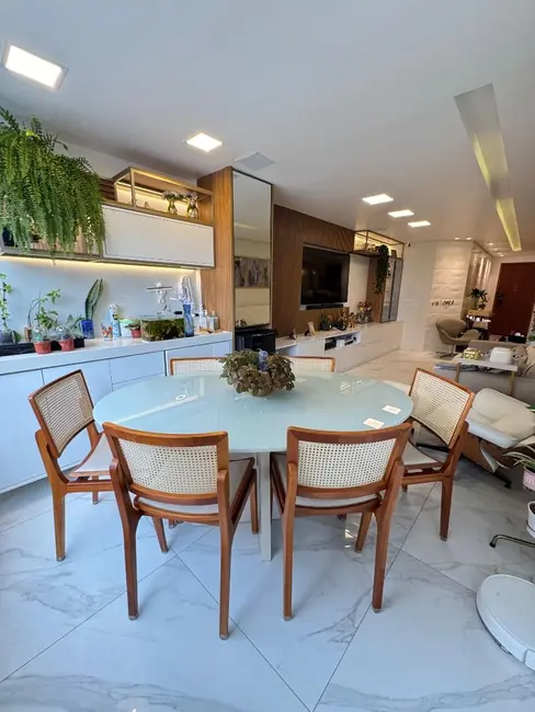 Apartamento com 3 quartos à venda, 131m2 em Jatiúca, Maceio - AL - imagem 1 Foto 1 de Apartamento com 3 quartos à venda, 131m2 em Jatiúca, Maceio - AL