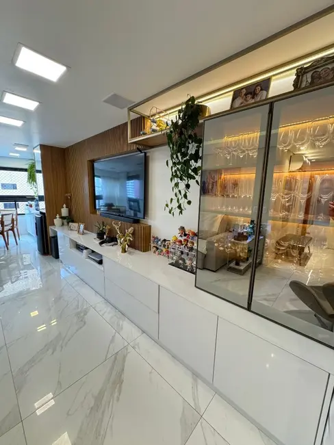 Apartamento com 3 quartos à venda, 131m2 em Jatiúca, Maceio - AL - imagem 4 Foto 4 de Apartamento com 3 quartos à venda, 131m2 em Jatiúca, Maceio - AL