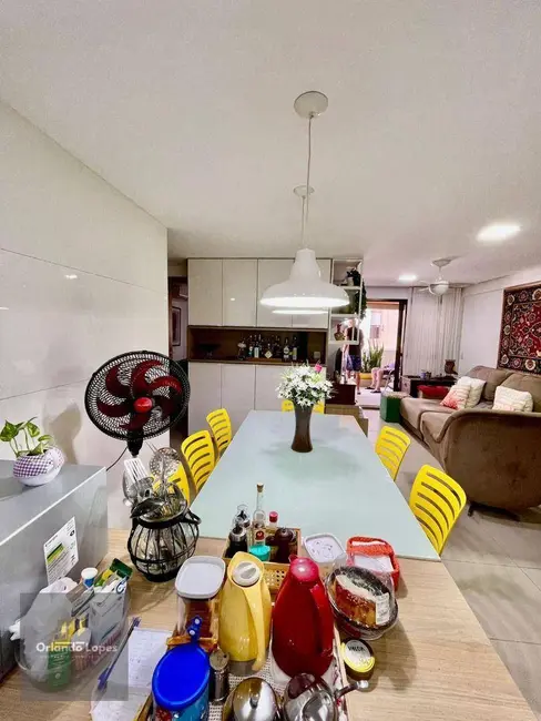 Apartamento com 2 quartos à venda, 70m2 em Ponta Verde, Maceio - AL - imagem 3 Foto 3 de Apartamento com 2 quartos à venda, 70m2 em Ponta Verde, Maceio - AL