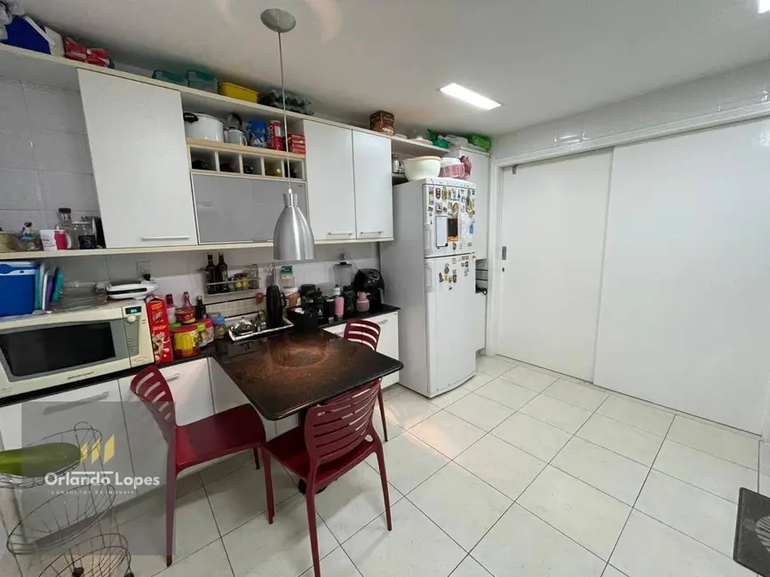 Apartamento com 3 quartos à venda, 100m2 em Ponta Verde, Maceio - AL - imagem 4 Foto 4 de Apartamento com 3 quartos à venda, 100m2 em Ponta Verde, Maceio - AL