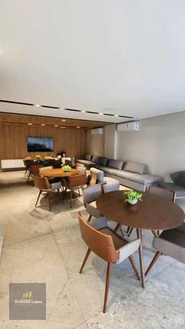 Apartamento com 4 quartos à venda, 199m2 em Ponta Verde, Maceio - AL - imagem 2 Foto 2 de Apartamento com 4 quartos à venda, 199m2 em Ponta Verde, Maceio - AL