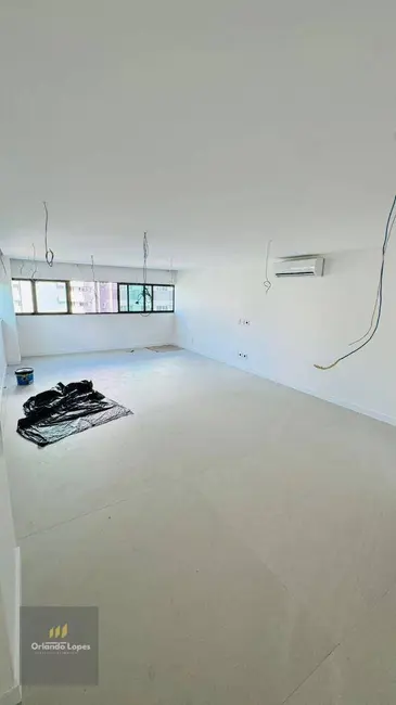 Apartamento com 4 quartos à venda, 413m2 em Ponta Verde, Maceio - AL - imagem 3 Foto 3 de Apartamento com 4 quartos à venda, 413m2 em Ponta Verde, Maceio - AL