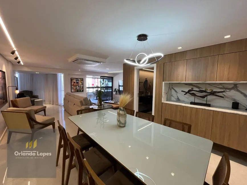 Apartamento com 3 quartos à venda, 190m2 em Ponta Verde, Maceio - AL - imagem 2 Foto 2 de Apartamento com 3 quartos à venda, 190m2 em Ponta Verde, Maceio - AL