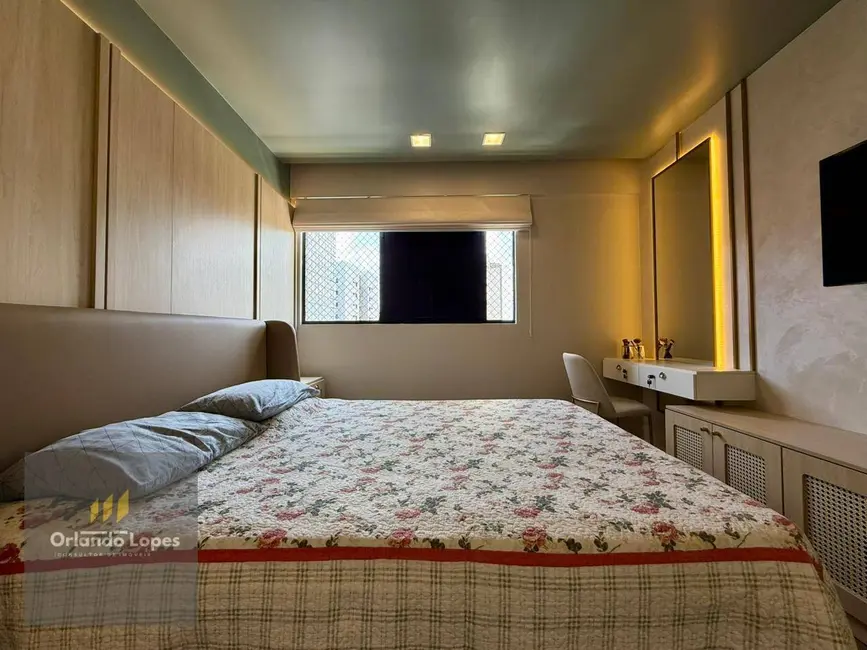 Apartamento com 4 quartos à venda, 157m2 em Ponta Verde, Maceio - AL - imagem 4 Foto 4 de Apartamento com 4 quartos à venda, 157m2 em Ponta Verde, Maceio - AL