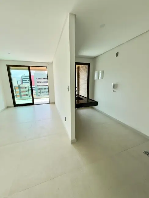 Foto 2 de Apartamento com 2 quartos à venda, 73m2 em Jatiúca, Maceio - AL