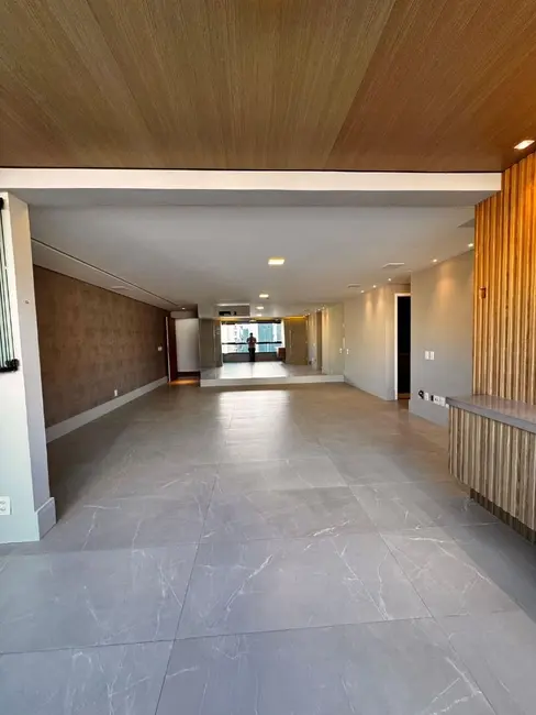 Foto 1 de Apartamento com 3 quartos à venda, 150m2 em Ponta Verde, Maceio - AL