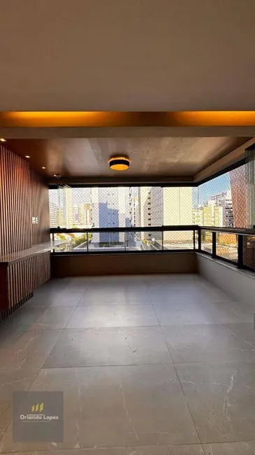 Apartamento com 3 quartos à venda, 150m2 em Ponta Verde, Maceio - AL - imagem 1 Foto 1 de Apartamento com 3 quartos à venda, 150m2 em Ponta Verde, Maceio - AL