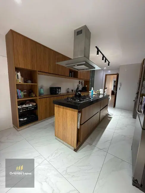 Apartamento com 4 quartos à venda, 211m2 em Jatiúca, Maceio - AL - imagem 2 Foto 2 de Apartamento com 4 quartos à venda, 211m2 em Jatiúca, Maceio - AL