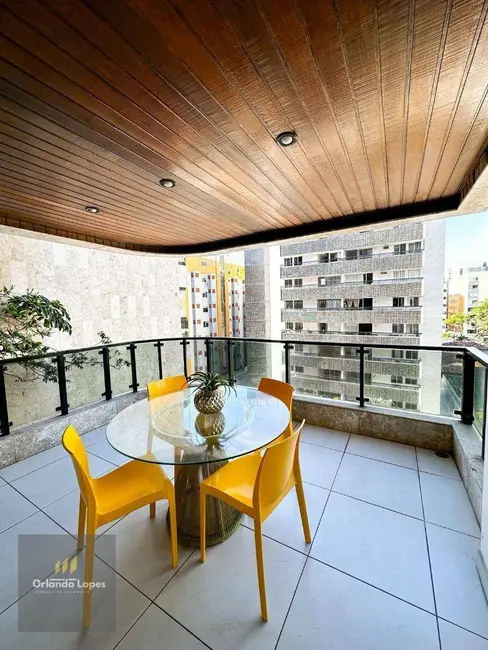 Apartamento com 4 quartos à venda, 252m2 em Ponta Verde, Maceio - AL - imagem 2 Foto 2 de Apartamento com 4 quartos à venda, 252m2 em Ponta Verde, Maceio - AL