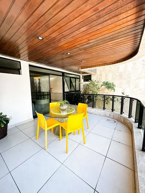Foto 3 de Apartamento com 4 quartos à venda, 252m2 em Ponta Verde, Maceio - AL