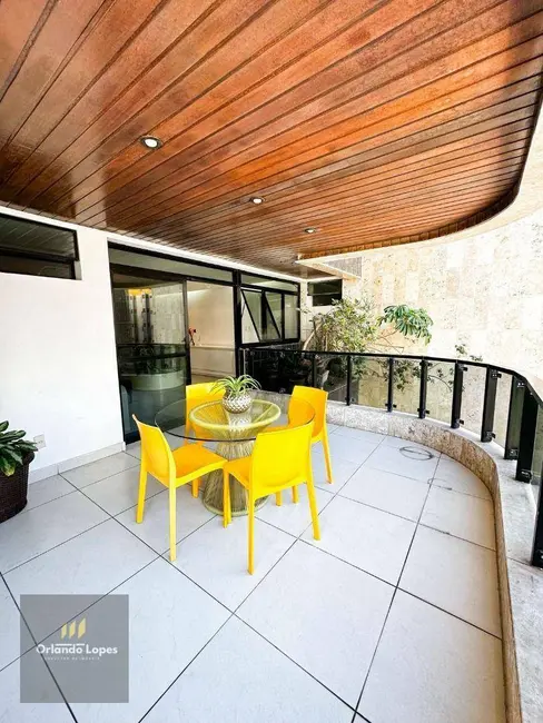 Apartamento com 4 quartos à venda, 252m2 em Ponta Verde, Maceio - AL - imagem 3 Foto 3 de Apartamento com 4 quartos à venda, 252m2 em Ponta Verde, Maceio - AL