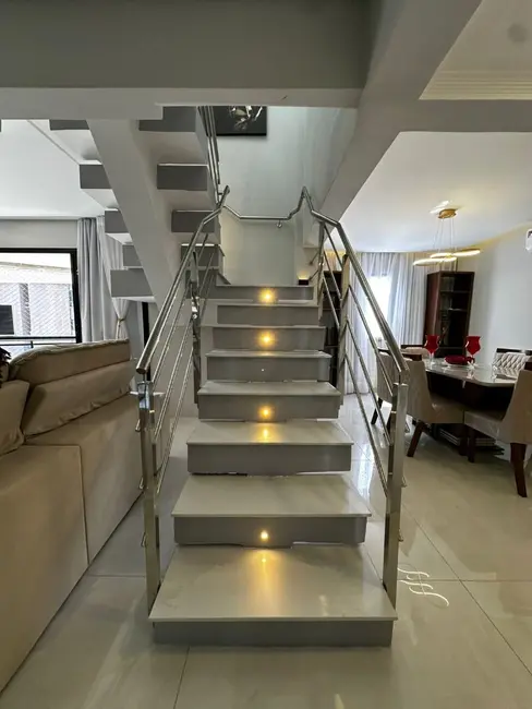Foto 2 de Cobertura com 3 quartos à venda, 280m2 em Ponta Verde, Maceio - AL