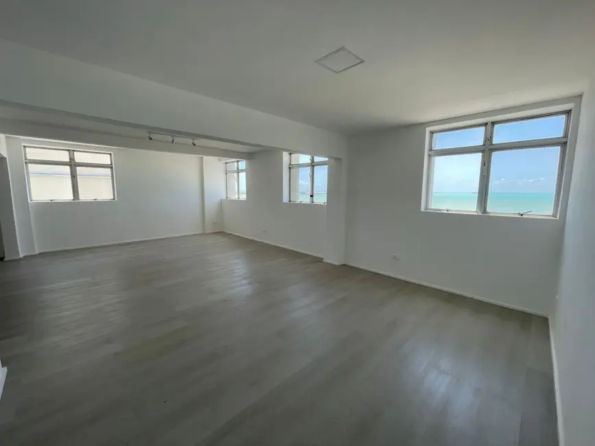 Apartamento com 5 quartos à venda, 300m2 em Centro, Maceio - AL - imagem 1 Foto 1 de Apartamento com 5 quartos à venda, 300m2 em Centro, Maceio - AL