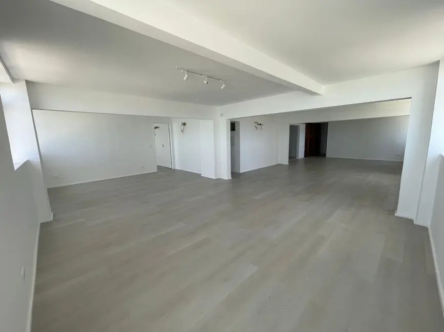 Apartamento com 5 quartos à venda, 300m2 em Centro, Maceio - AL - imagem 2 Foto 2 de Apartamento com 5 quartos à venda, 300m2 em Centro, Maceio - AL