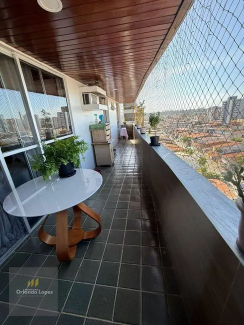 Apartamento com 3 quartos à venda, 149m2 em Ponta Verde, Maceio - AL - imagem 6 Foto 6 de Apartamento com 3 quartos à venda, 149m2 em Ponta Verde, Maceio - AL