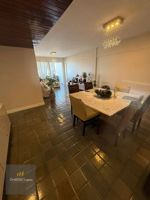 Apartamento com 3 quartos à venda, 149m2 em Ponta Verde, Maceio - AL - imagem 1 Foto 1 de Apartamento com 3 quartos à venda, 149m2 em Ponta Verde, Maceio - AL