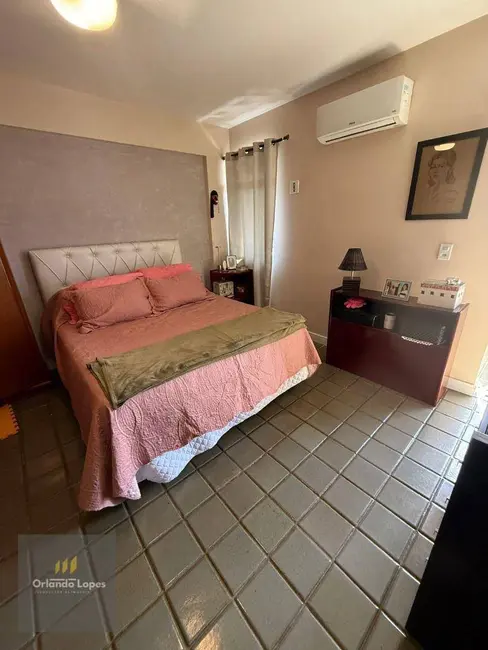 Apartamento com 3 quartos à venda, 149m2 em Ponta Verde, Maceio - AL - imagem 3 Foto 3 de Apartamento com 3 quartos à venda, 149m2 em Ponta Verde, Maceio - AL