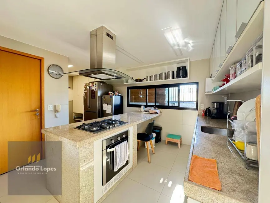 Cobertura com 4 quartos à venda, 255m2 em Ponta Verde, Maceio - AL - imagem 8 Foto 8 de Cobertura com 4 quartos à venda, 255m2 em Ponta Verde, Maceio - AL