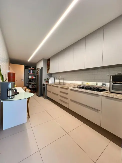 Foto 6 de Apartamento com 4 quartos à venda, 176m2 em Farol, Maceio - AL