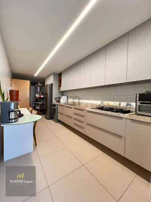 Apartamento com 4 quartos à venda, 176m2 em Farol, Maceio - AL - imagem 6 Foto 6 de Apartamento com 4 quartos à venda, 176m2 em Farol, Maceio - AL