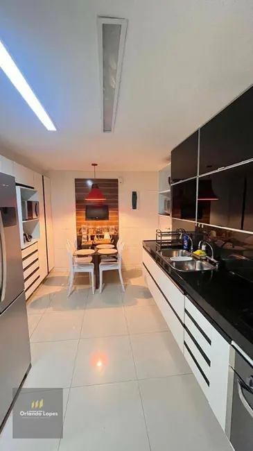 Apartamento com 4 quartos à venda, 165m2 em Ponta Verde, Maceio - AL - imagem 6 Foto 6 de Apartamento com 4 quartos à venda, 165m2 em Ponta Verde, Maceio - AL