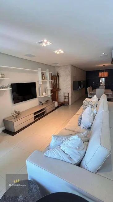 Apartamento com 4 quartos à venda, 165m2 em Ponta Verde, Maceio - AL - imagem 1 Foto 1 de Apartamento com 4 quartos à venda, 165m2 em Ponta Verde, Maceio - AL