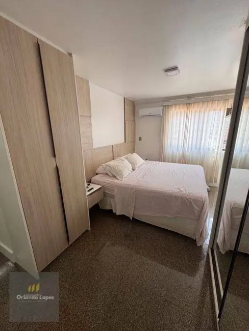 Apartamento com 3 quartos à venda, 138m2 em Ponta Verde, Maceio - AL - imagem 4 Foto 4 de Apartamento com 3 quartos à venda, 138m2 em Ponta Verde, Maceio - AL