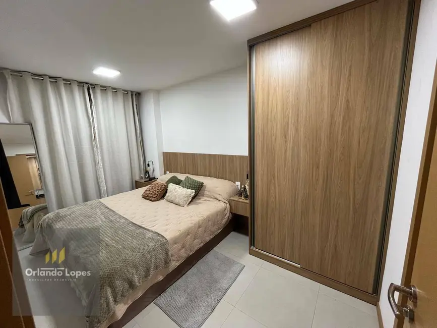 Apartamento com 2 quartos à venda, 66m2 em Ponta Verde, Maceio - AL - imagem 2 Foto 2 de Apartamento com 2 quartos à venda, 66m2 em Ponta Verde, Maceio - AL