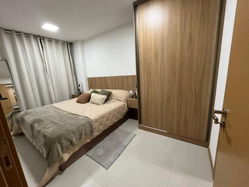 Foto 3 de Apartamento com 2 quartos à venda, 66m2 em Ponta Verde, Maceio - AL