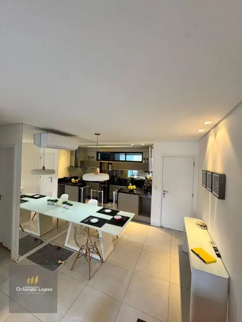 Apartamento com 3 quartos à venda, 83m2 em Ponta Verde, Maceio - AL - imagem 2 Foto 2 de Apartamento com 3 quartos à venda, 83m2 em Ponta Verde, Maceio - AL