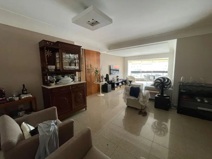 Apartamento com 4 quartos à venda, 190m2 em Ponta Verde, Maceio - AL - imagem 4 Foto 4 de Apartamento com 4 quartos à venda, 190m2 em Ponta Verde, Maceio - AL
