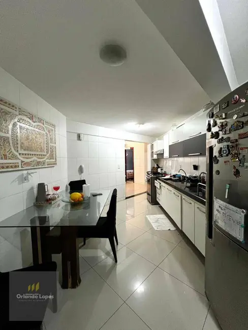 Foto 2 de Apartamento com 4 quartos à venda, 187m2 em Pajuçara, Maceio - AL